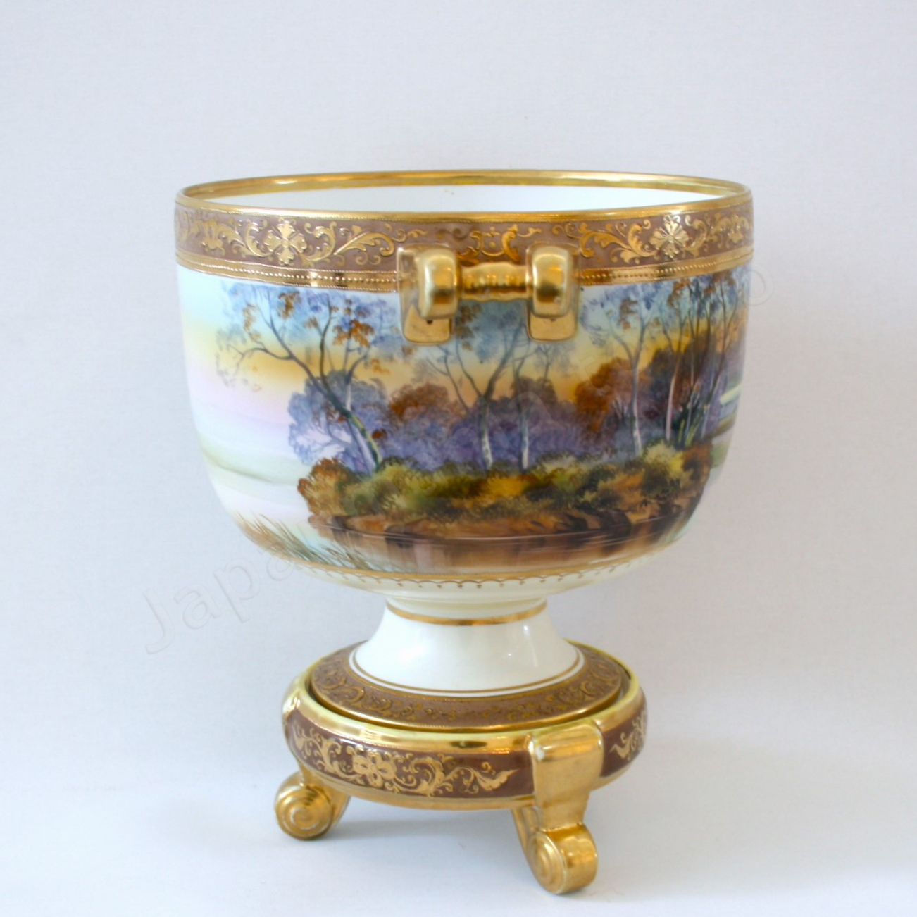 Back view Japanese old fine china. Old Noritake. Antique. Punch bowl set
Landscape design
polychrome and gold