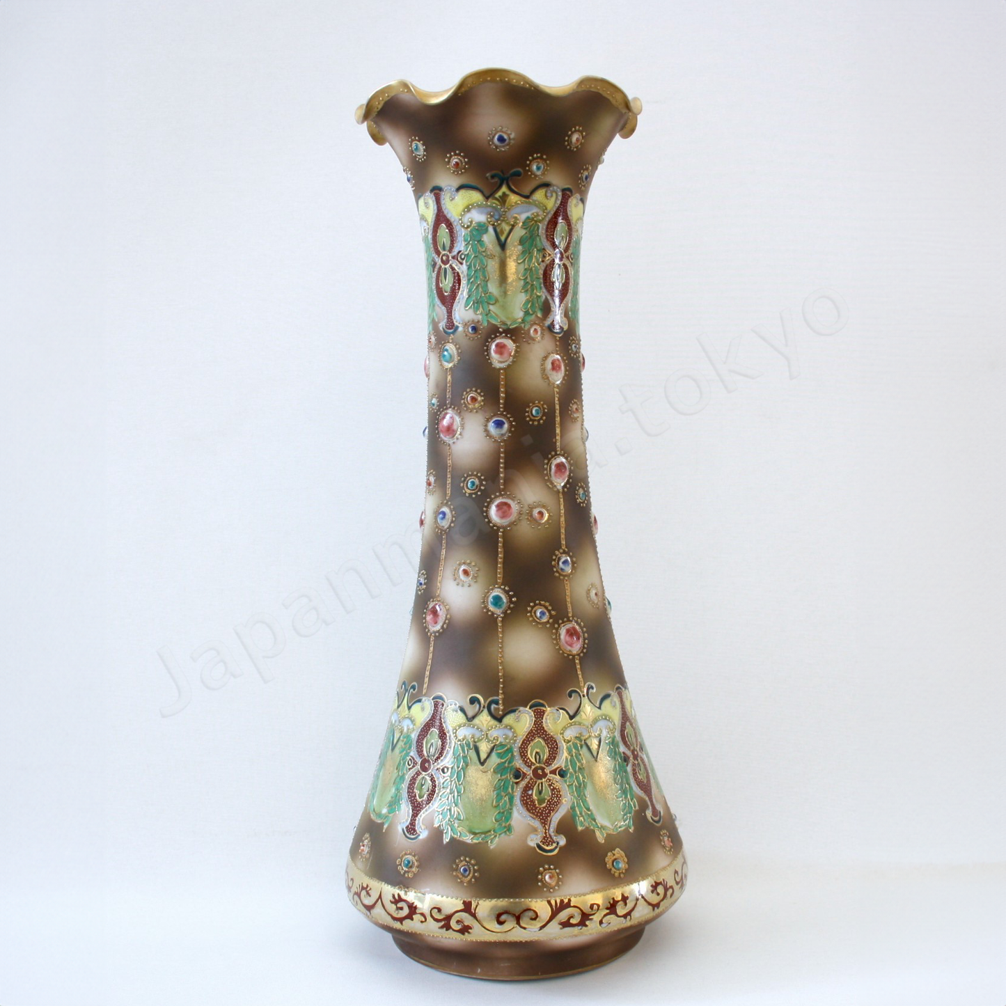 Front view: Japanese old fine china. Old Noritake.
Large vase with ruffle top
Brown gradation, dotted gold relief, and enamel decoration