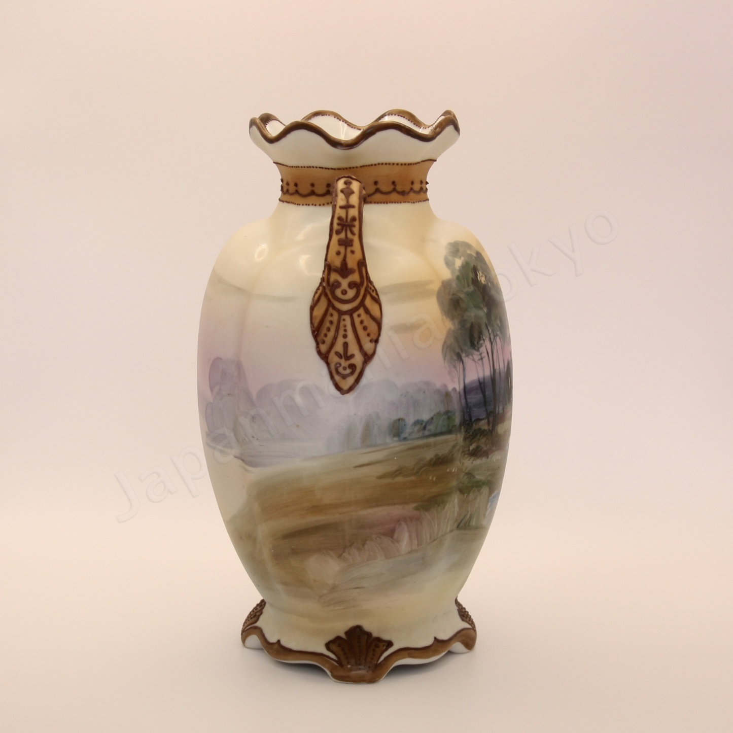 Side view: Japanese old fine china. Old Noritake.
Ruffle top vase with handles
Landscape design
Polychrome