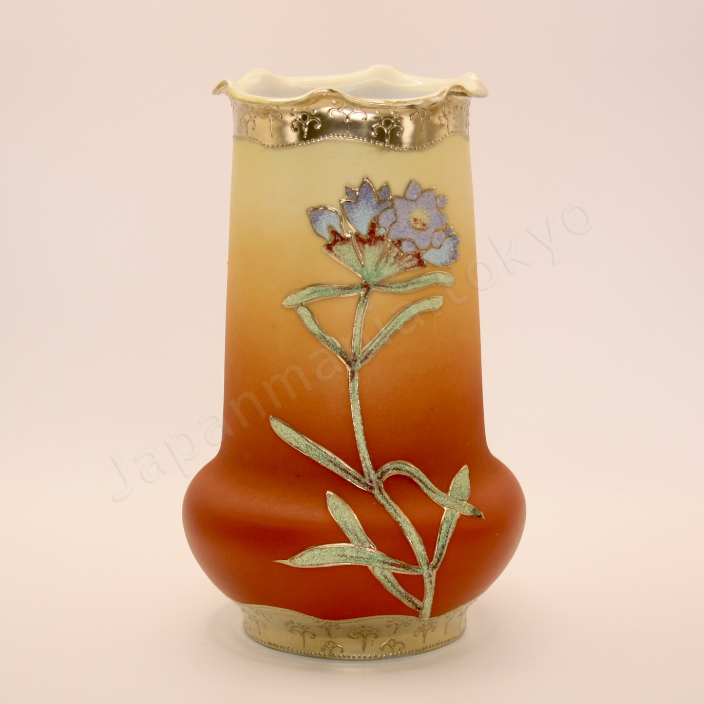 Back view: Japanese old fine china. Old Noritake.
Ruffle top vase
Floral design
Polychrome, gold and coralene(glass bead decoration)