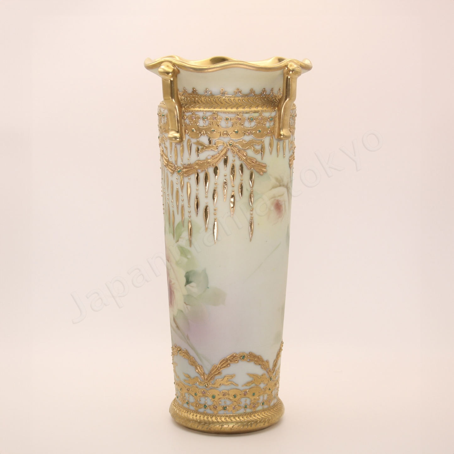 Side view: Japanese old fine china. Old Noritake.
Ruffle top vase
Rose and chandelier design
Polychrome, gold relief, and enamel decoration