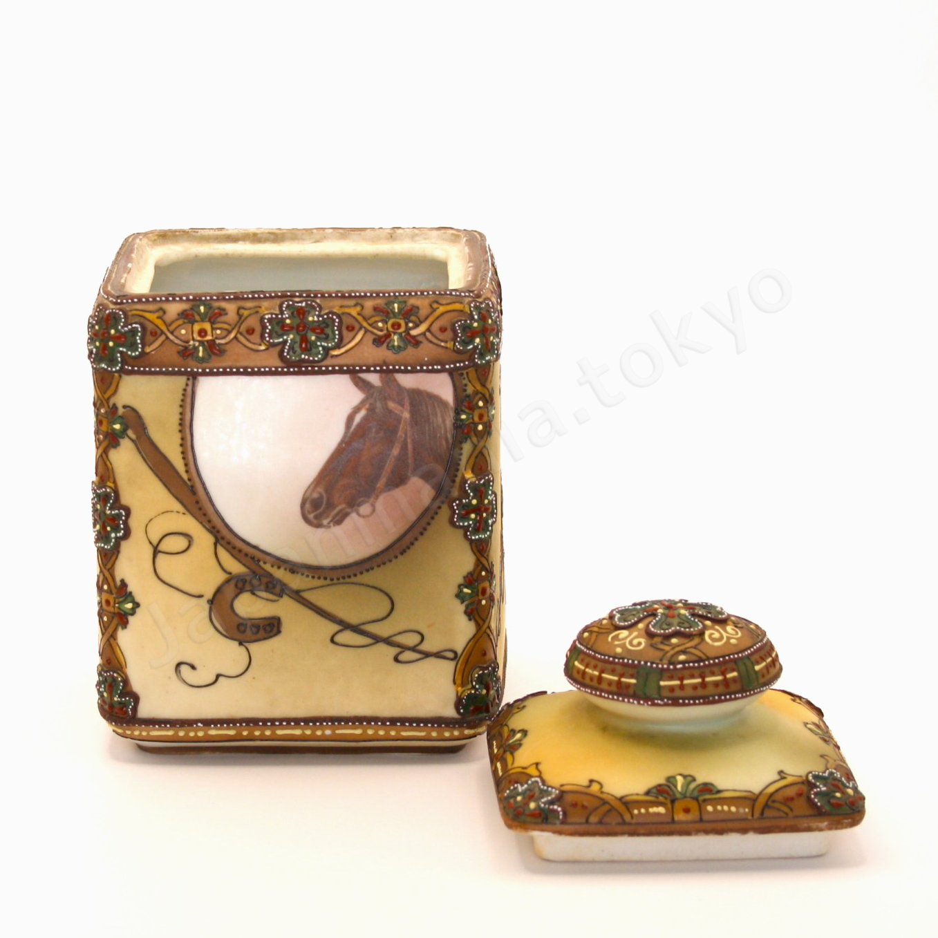Front view: Japanese antique fine china, Old Noritake.
Humidor
Horse design
Moriage trim shape