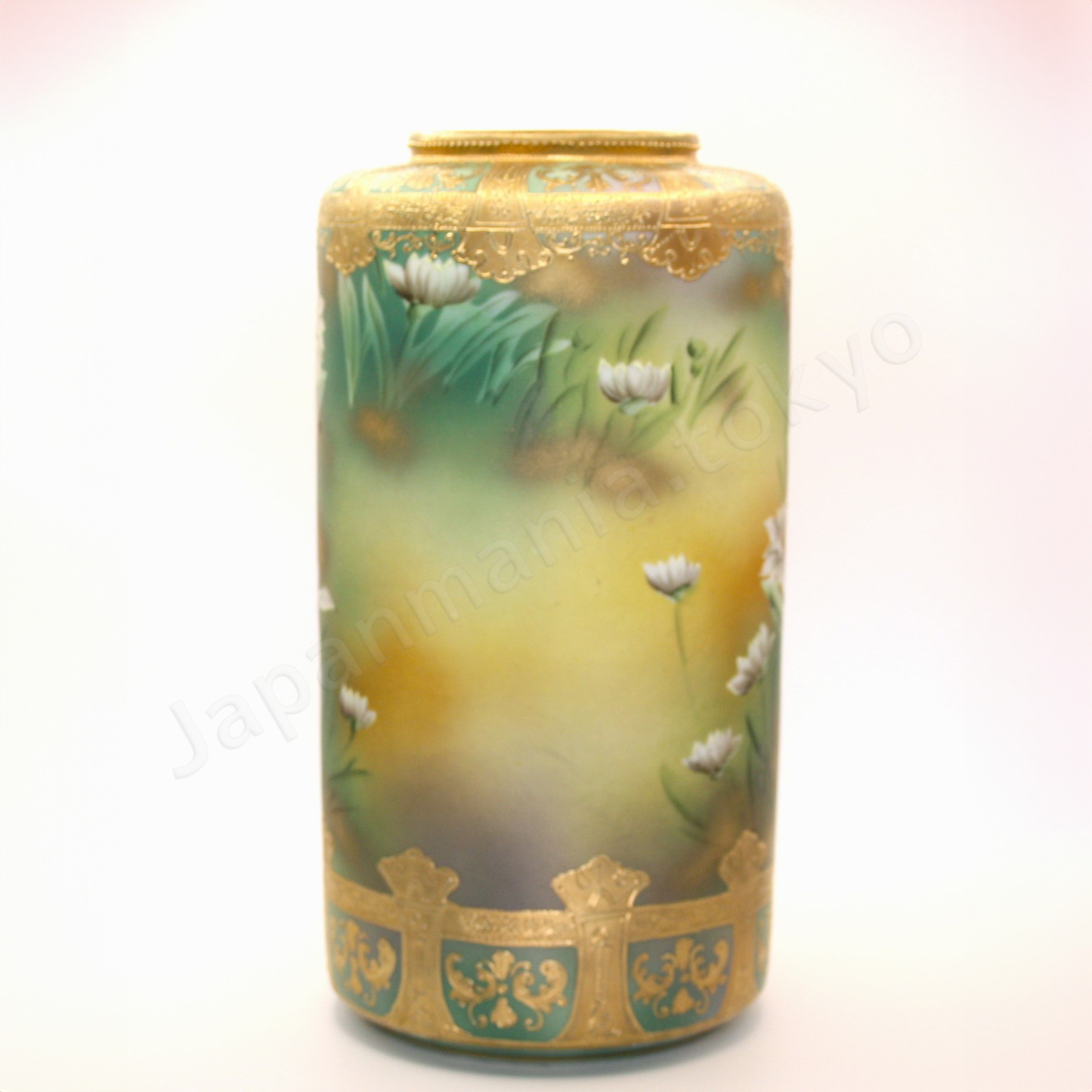 Back view: Japanese antique fine china. Old Noritake.
Large vase
Margaret design
Polychrome and gold