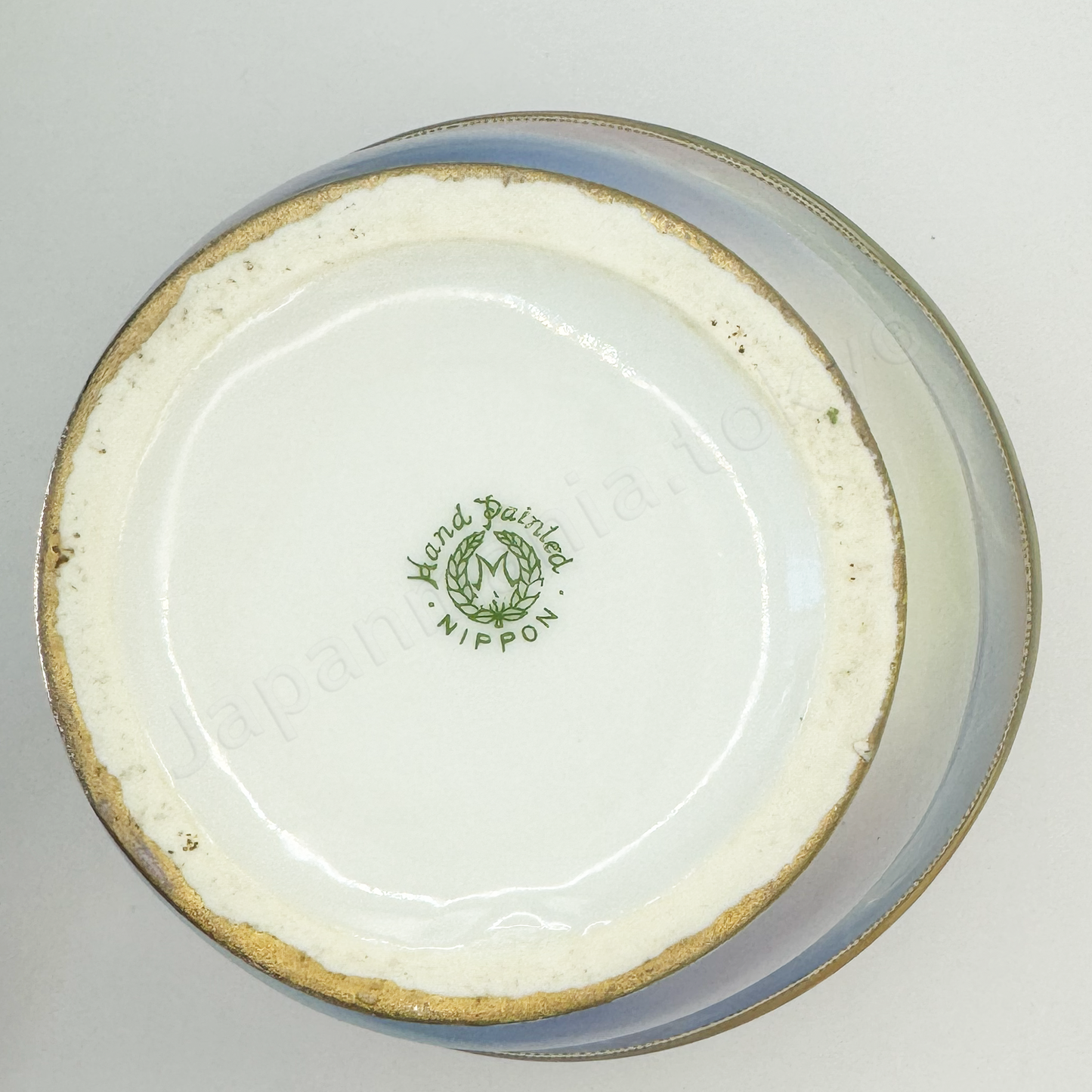 Back stamps: M in Wreath
Japanese antique fine china, Old Noritake.
Vase with handles
Marble landscape design
Polychrome and gold